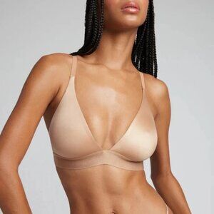 Negative Underwear Glace Triangle Bra in Buff, Size 0